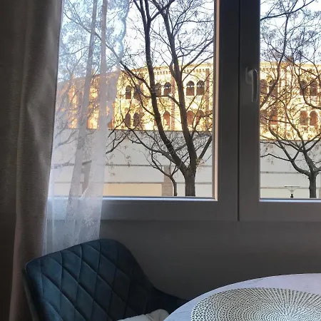 Apartamento Duerme Junto A La Plaza De Toros De Granada. Granada